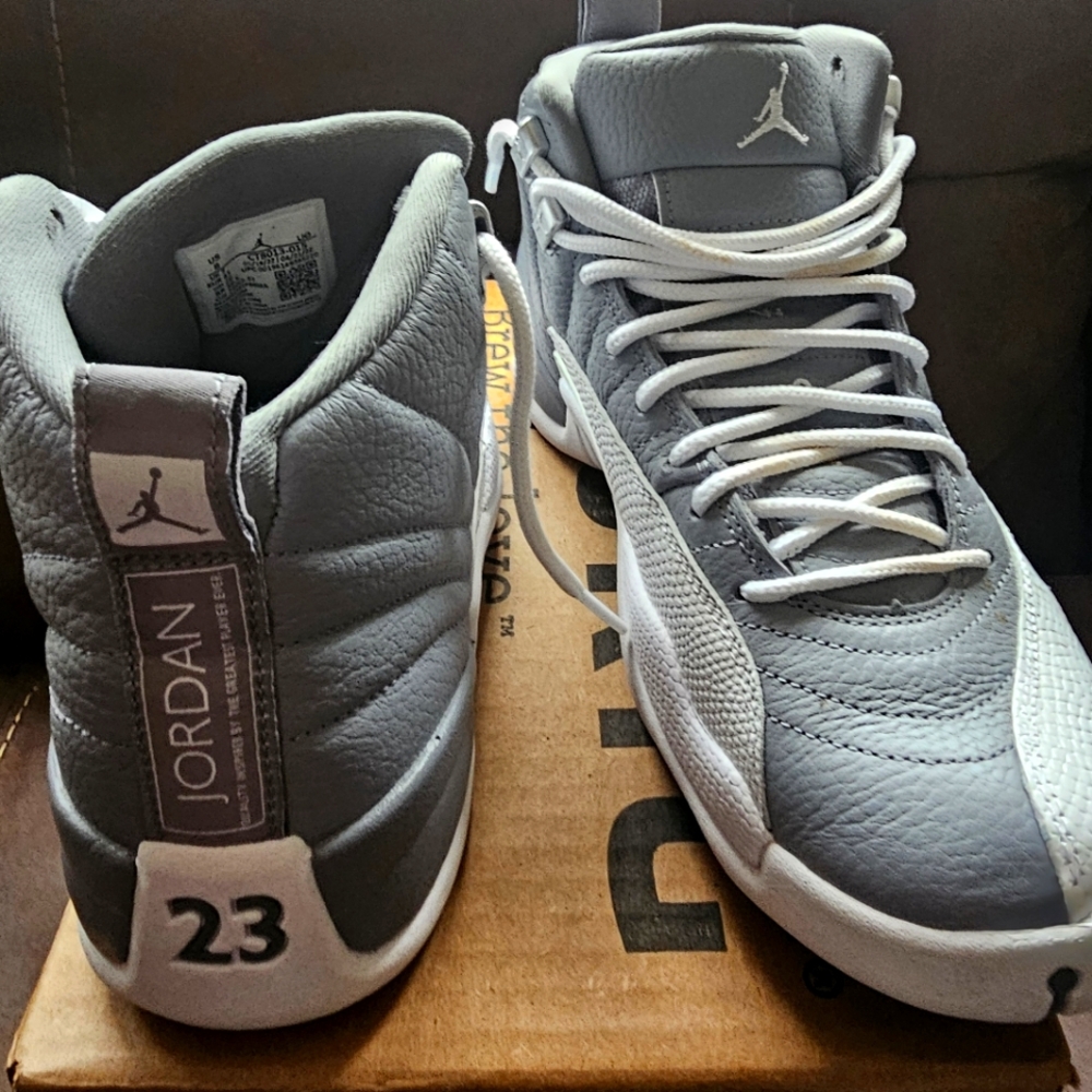 Air Jordan 12 Retro “Stealth” - Men’s Size 8 Like New No Box
